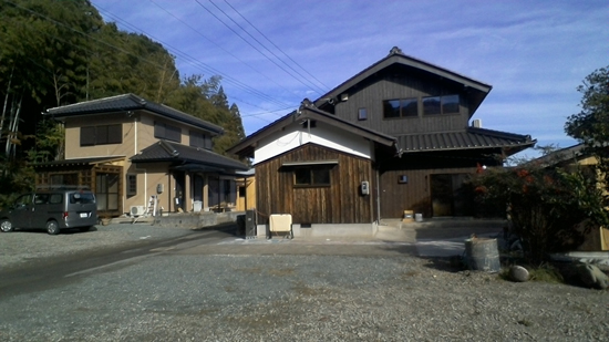 CS���Ґ�p�̃A�p�[�g�A���Ђ̐V�����������݂��Ă��܂��B(2F)