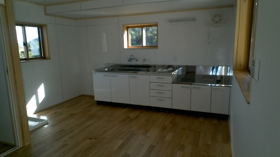 C���̃L�b�`��,DK