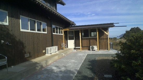 CS���Ґ�p�̃A�p�[�g