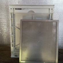 �X�e�����X���̃t�B���^�[�P�[�X